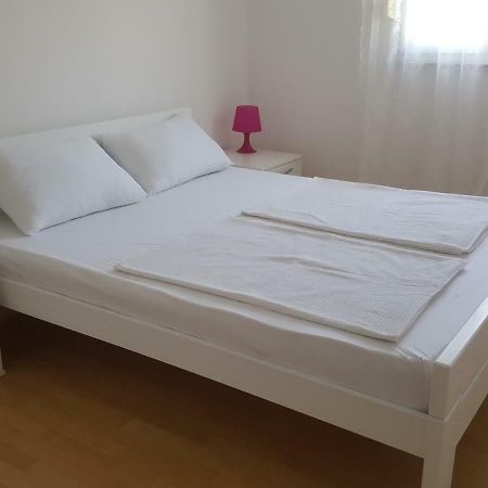 Apartment Rita Mostar Buitenkant foto