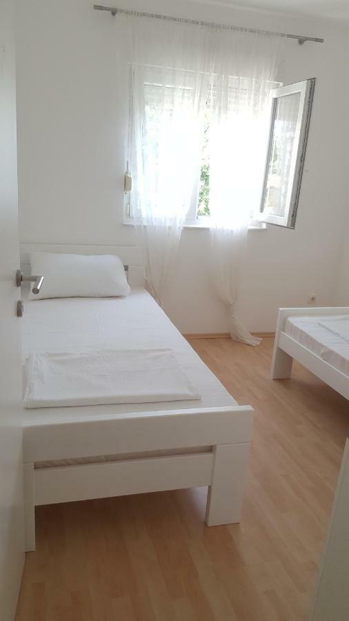 Apartment Rita Mostar Buitenkant foto